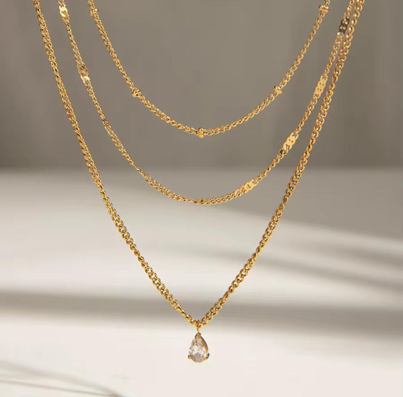 Teardrop Glow Zircon Necklace
