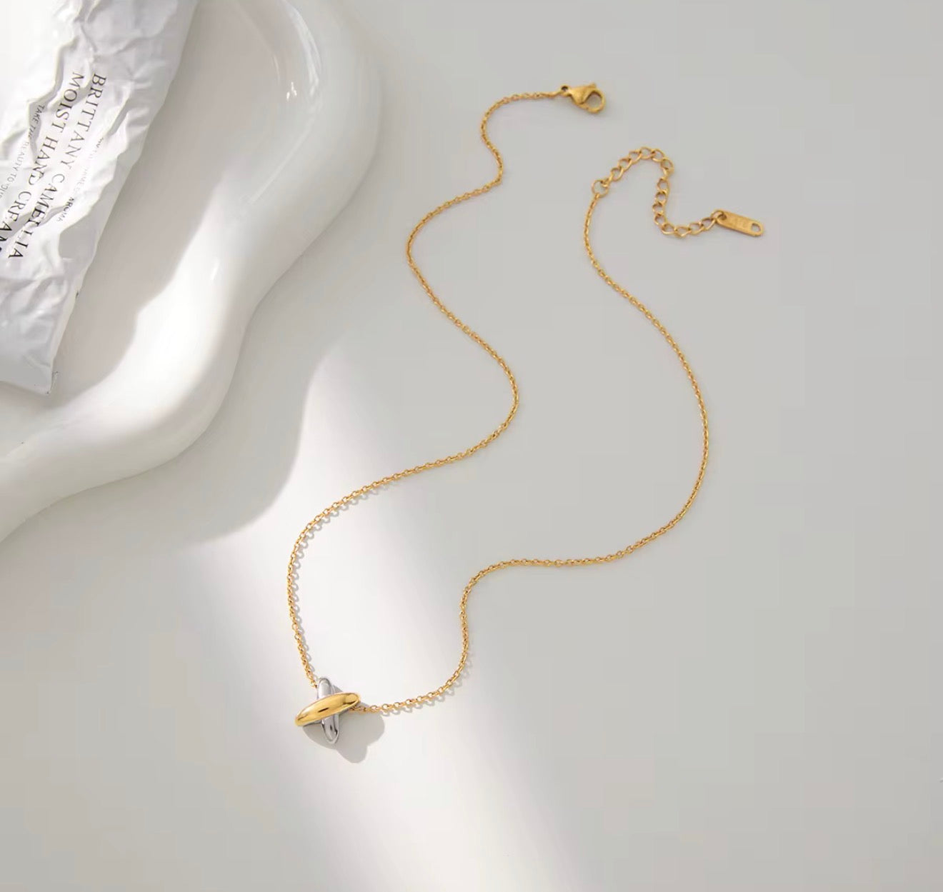 Intertwined Aura Necklace