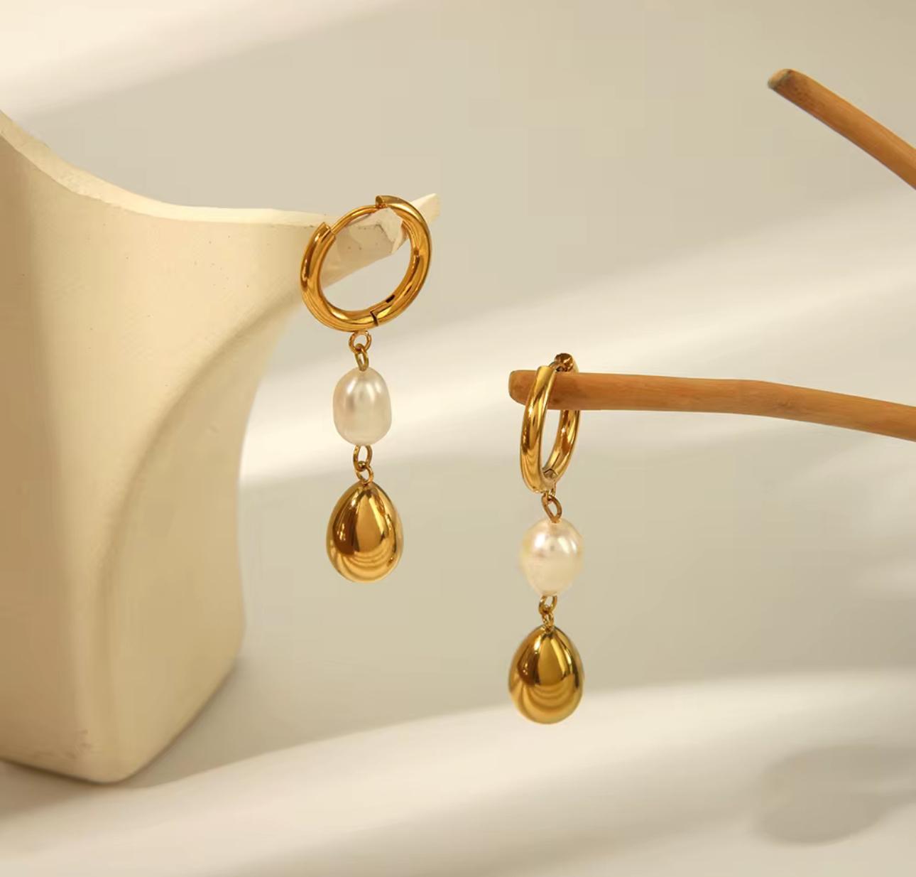 Petite Perle Dangles Earrings