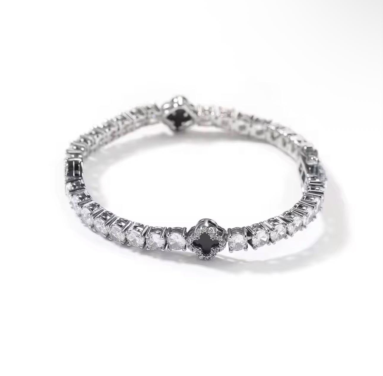 Noir Clover Tennis Bracelet