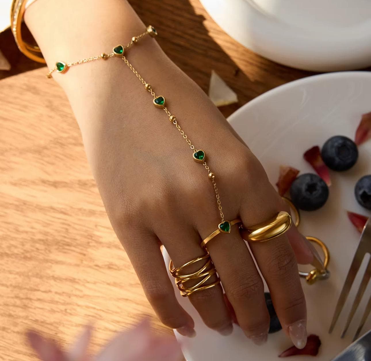 Emerald Heart Hand Chain